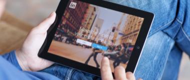 How to Add Resume / CV to LinkedIn (and Vice Versa)
